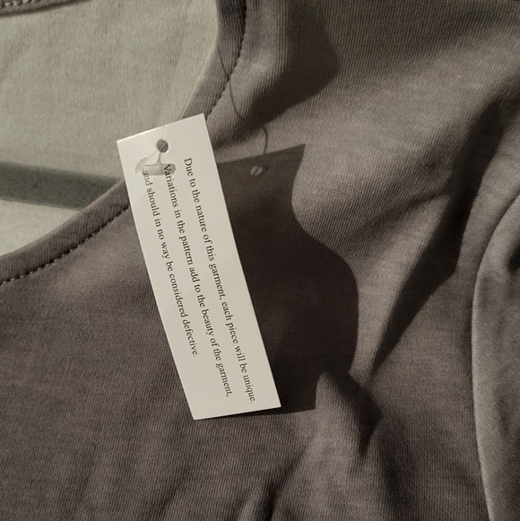 Issac Mizrahi Live Gradient Ombre Short Sleeve Cotton Top - Picture 3 of 7